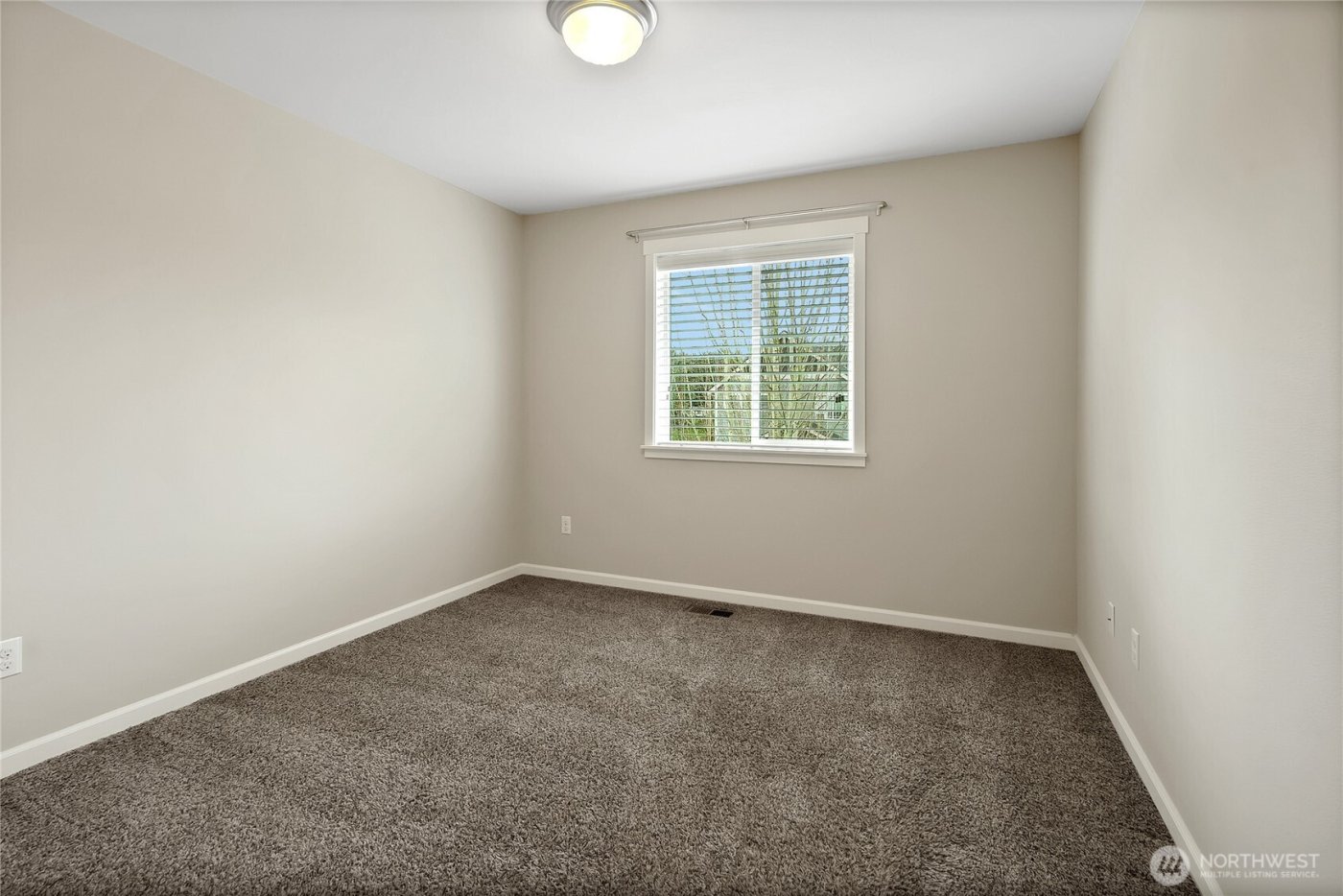 14925 Benton Loop , Sumner, WA 98390