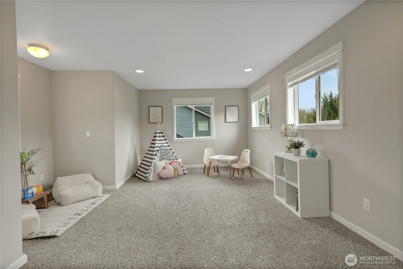 14925 Benton Loop , Sumner, WA 98390