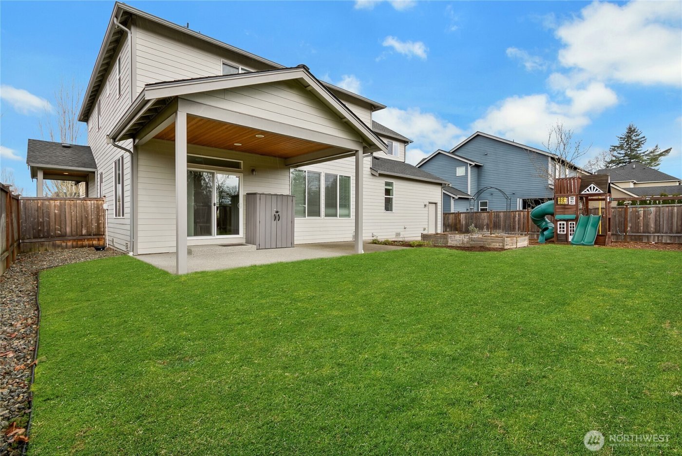 14925 Benton Loop , Sumner, WA 98390