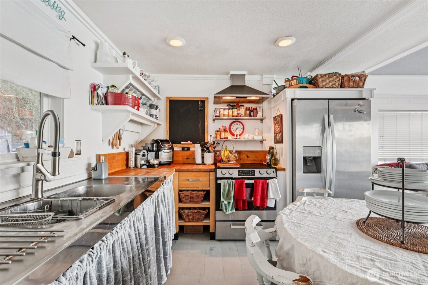 3151 Shoreline Drive , Camano Island, WA 98282