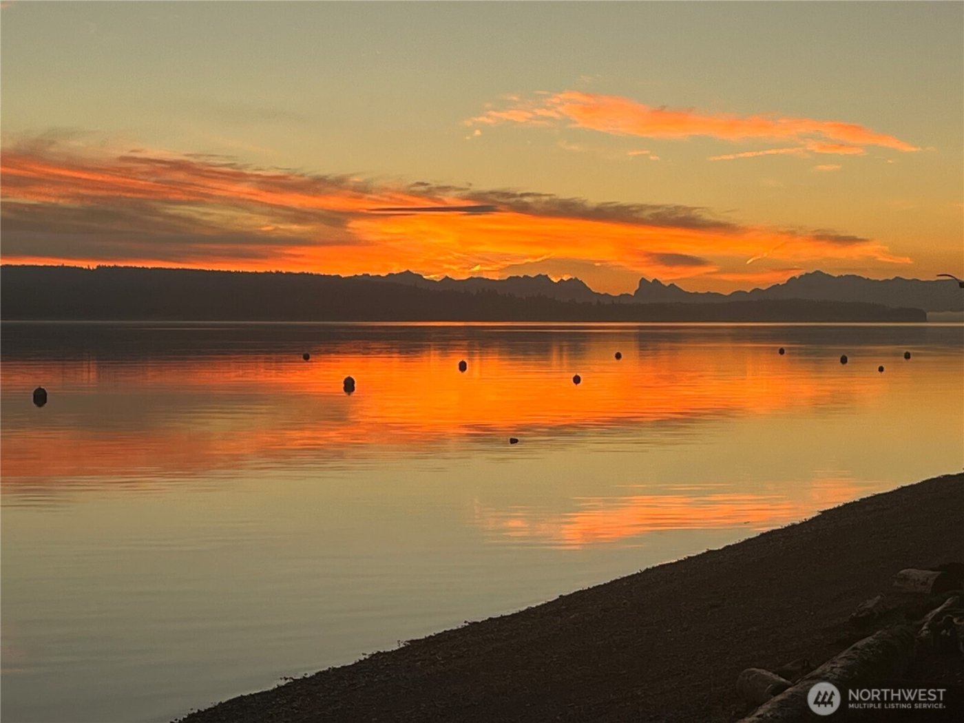 3151 Shoreline Drive , Camano Island, WA 98282