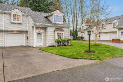 4434 Governor Lane SE, Olympia, WA 98501