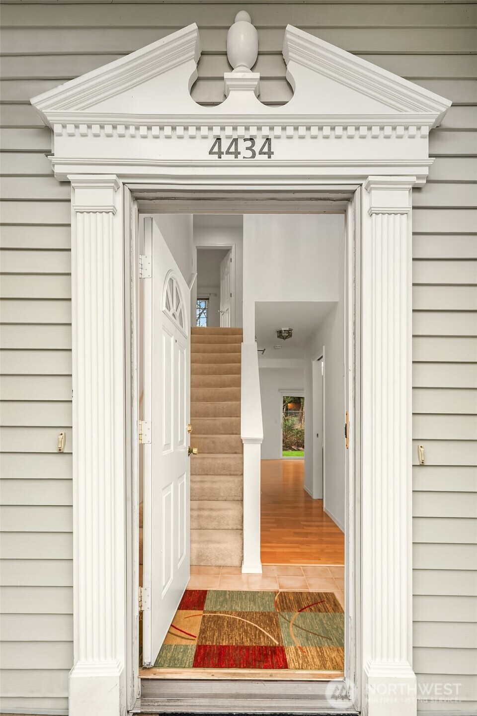 4434 Governor Lane SE, Olympia, WA 98501