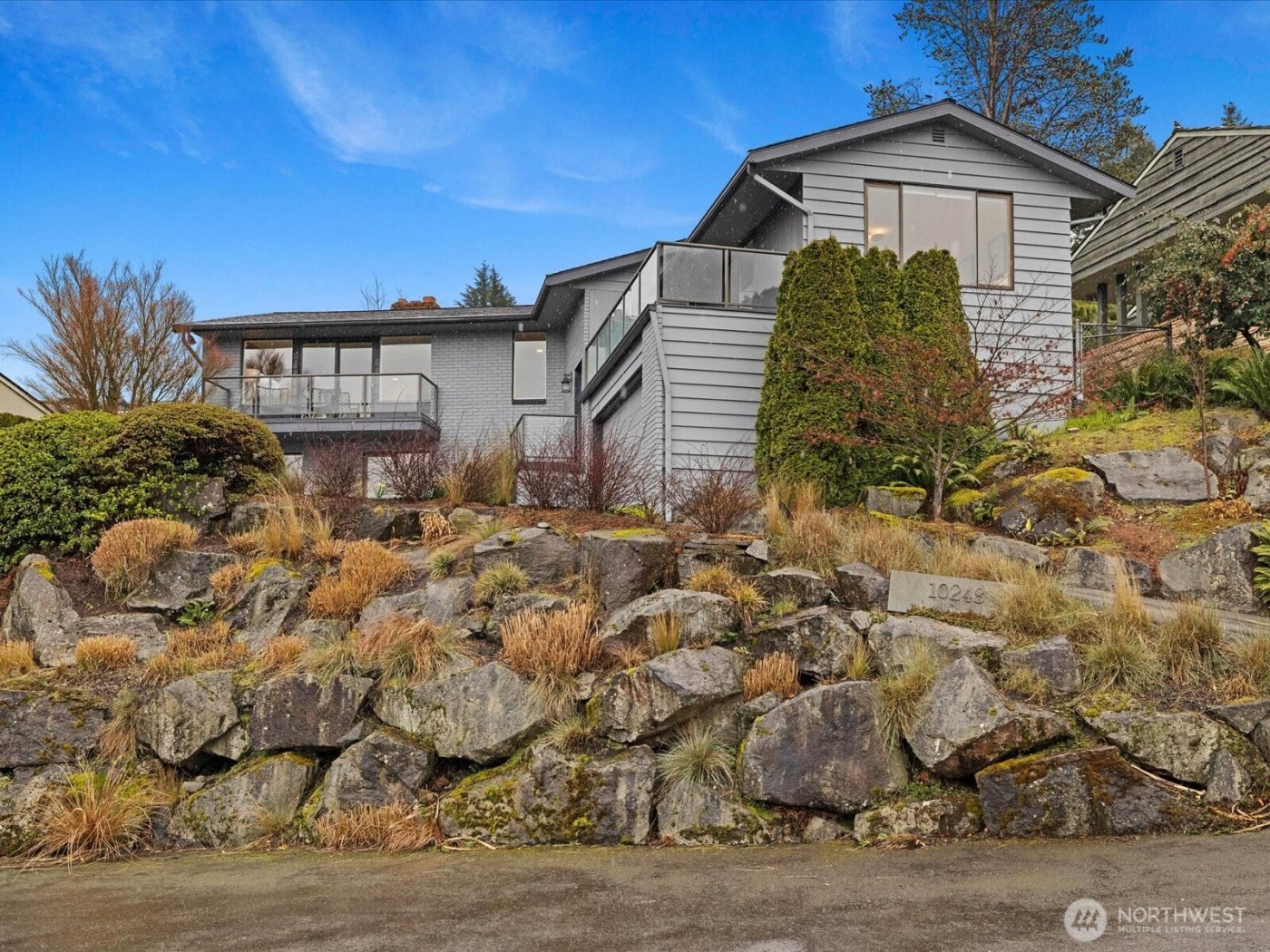 10248 Richwood Avenue NW, Seattle, WA 98177