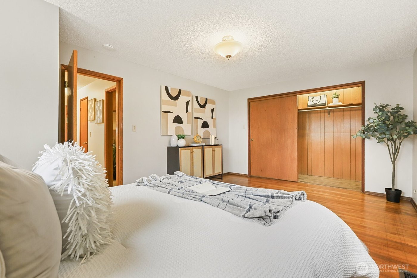 2001 State Street , Everett, WA 98201