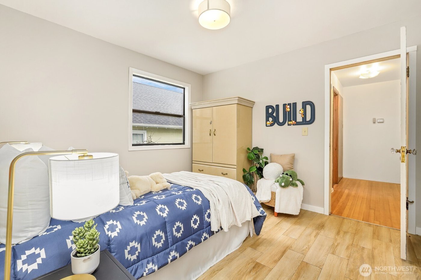 2001 State Street , Everett, WA 98201