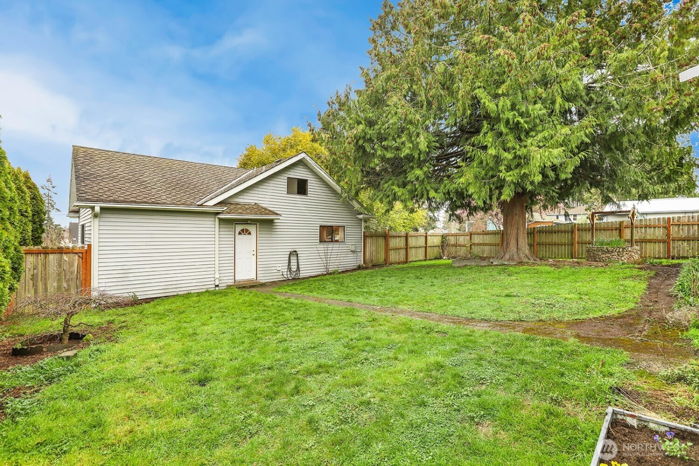 2001 State Street , Everett, WA 98201