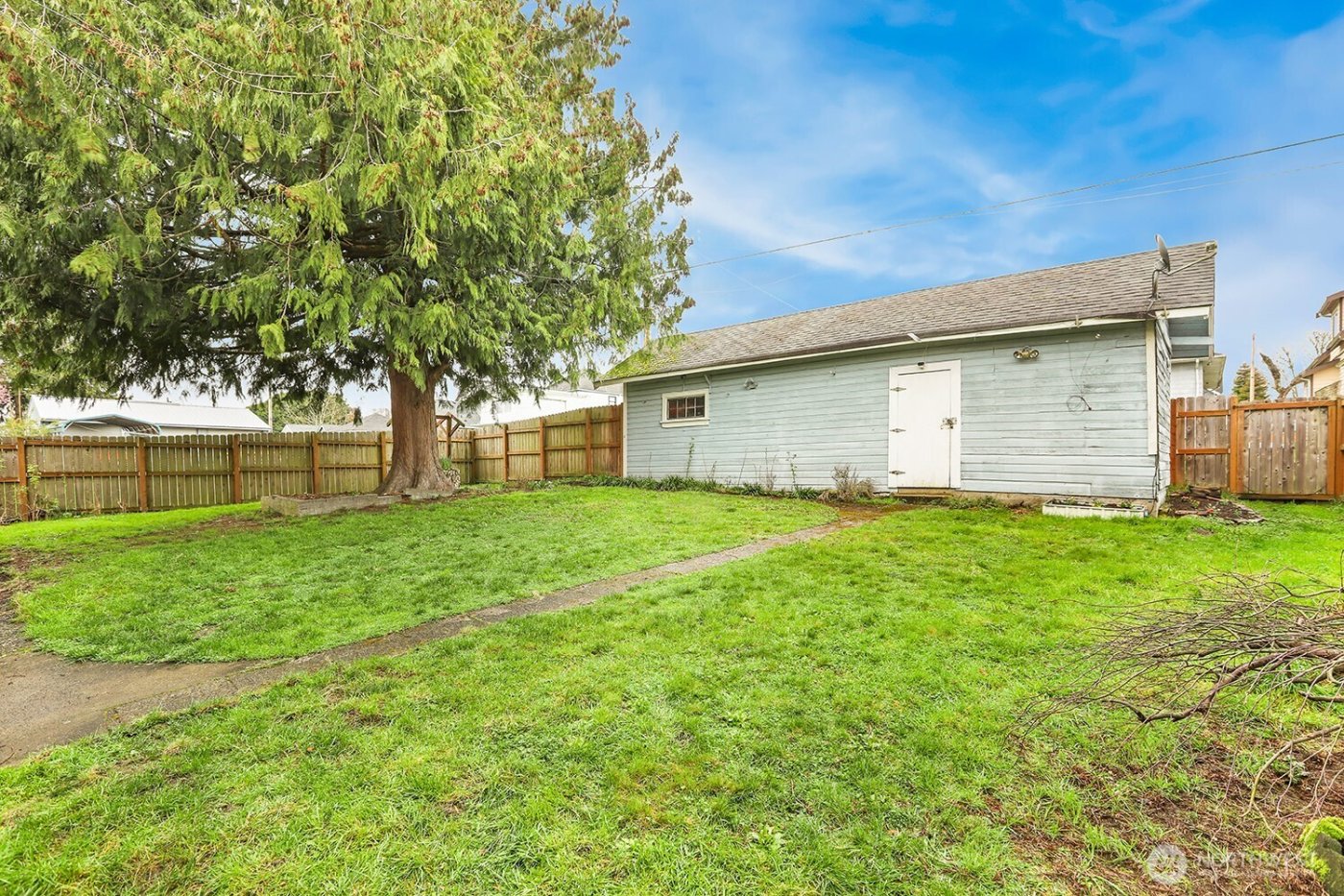 2001 State Street , Everett, WA 98201