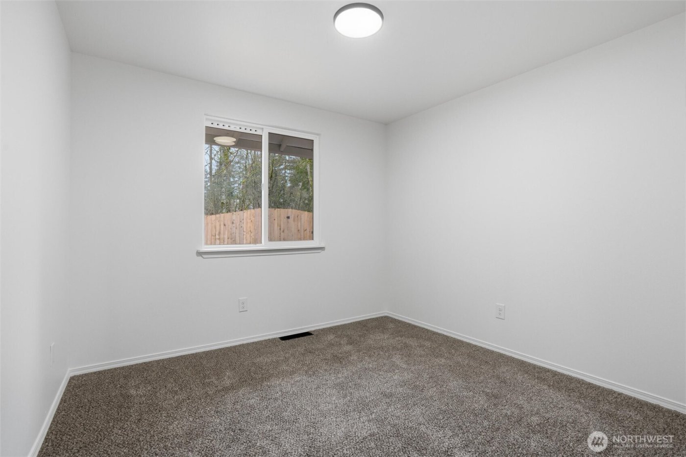 1996 Snowridge Avenue , Port Orchard, WA 98366