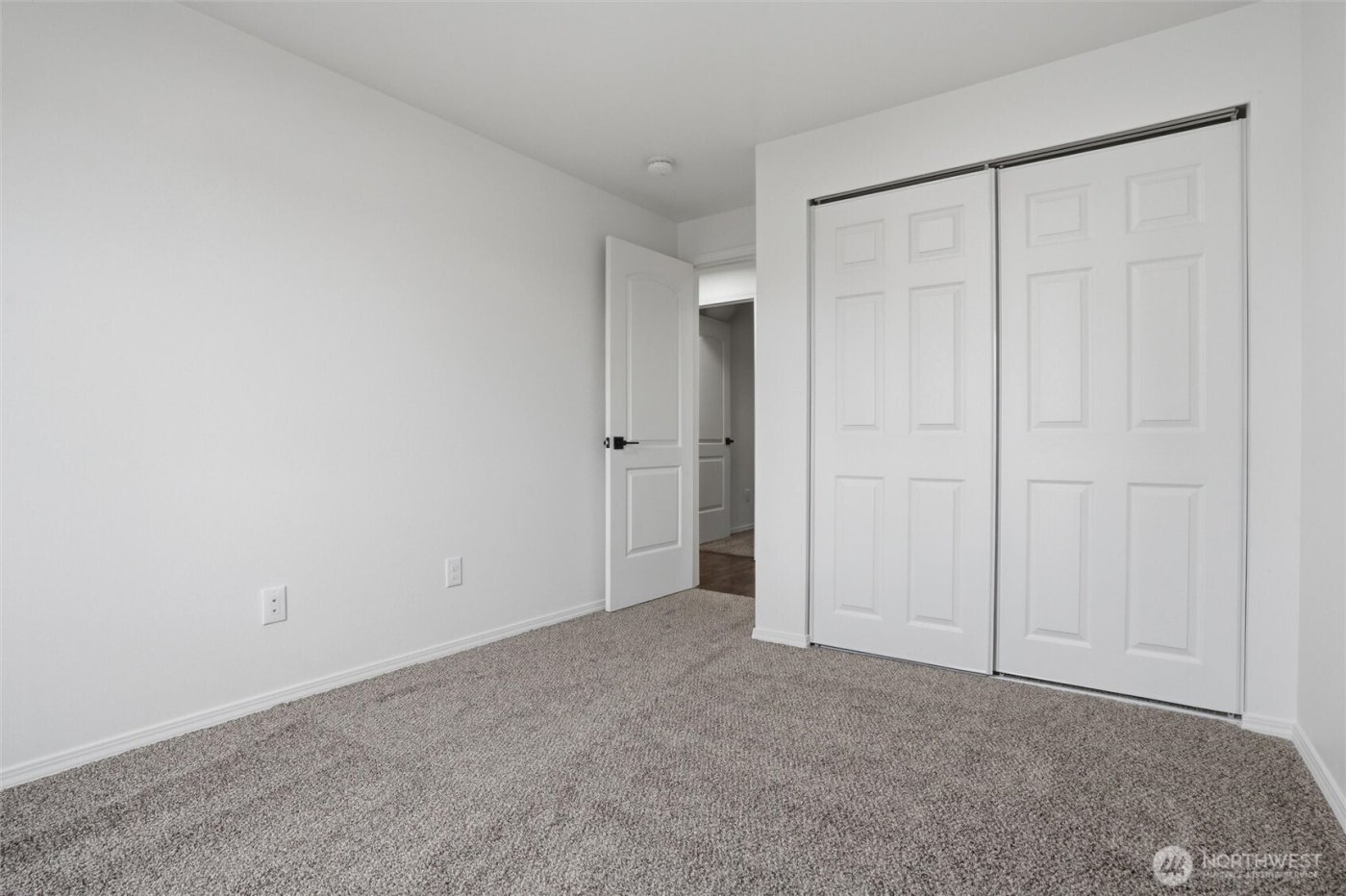 1996 Snowridge Avenue , Port Orchard, WA 98366