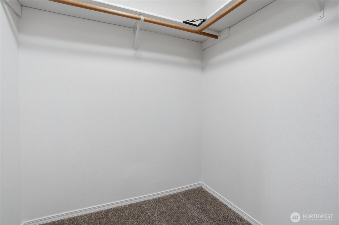 1996 Snowridge Avenue , Port Orchard, WA 98366