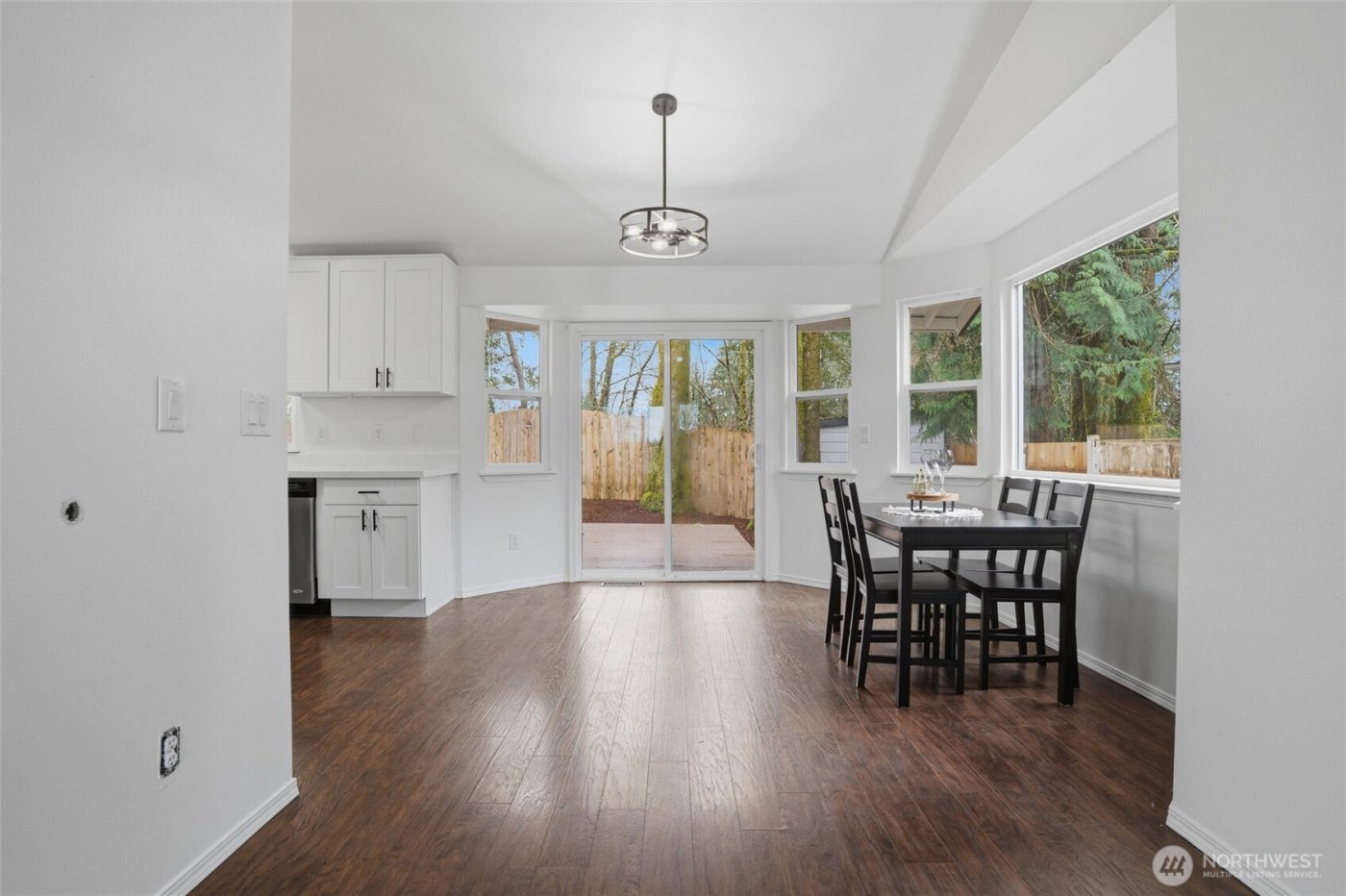 1996 Snowridge Avenue , Port Orchard, WA 98366