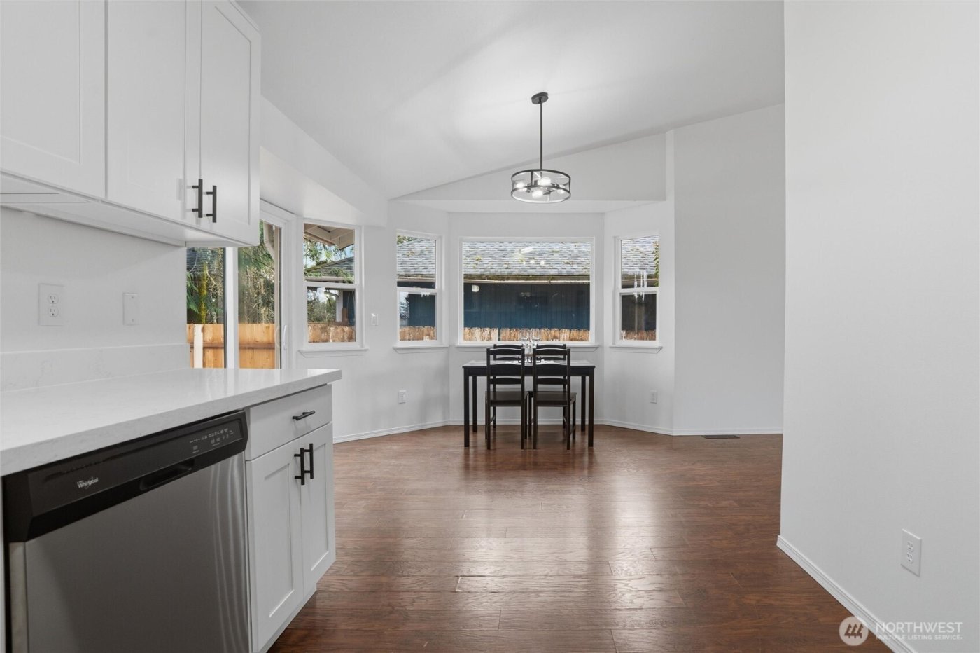 1996 Snowridge Avenue , Port Orchard, WA 98366