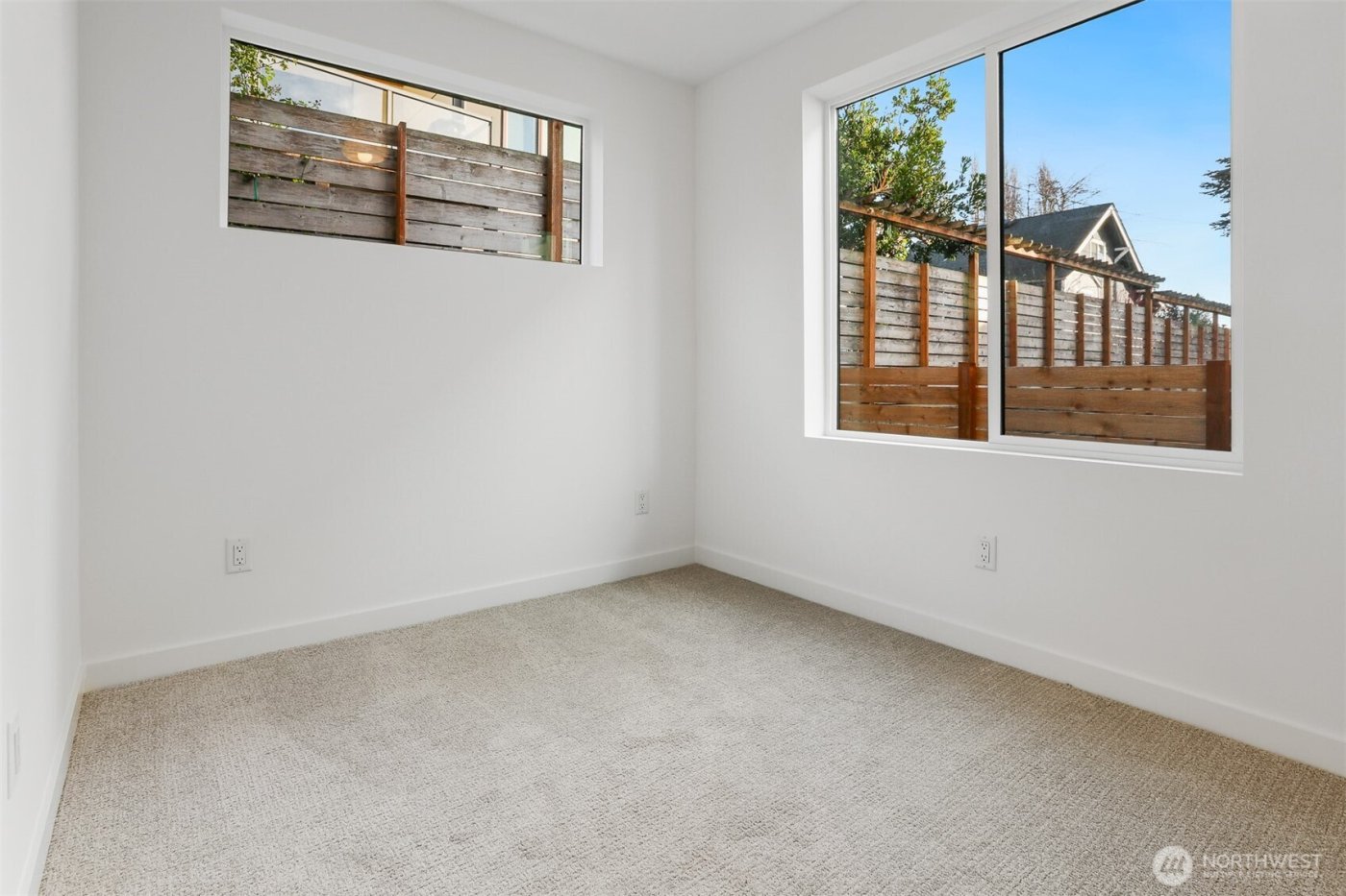 3448 B NW 65th Street , Seattle, WA 98117