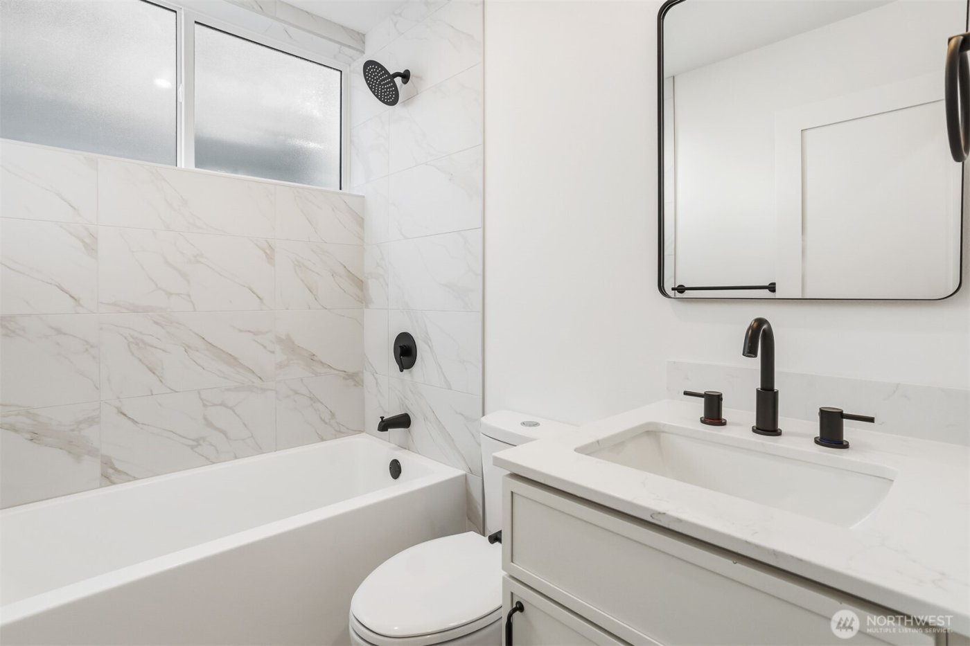 3448 B NW 65th Street , Seattle, WA 98117