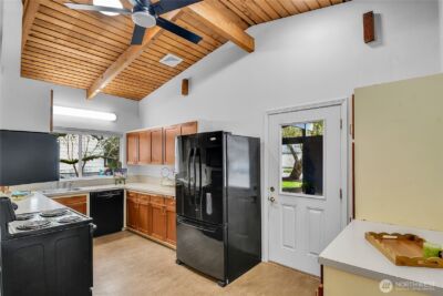5828 129th Avenue SE, Bellevue, WA 98006 - Photo 11