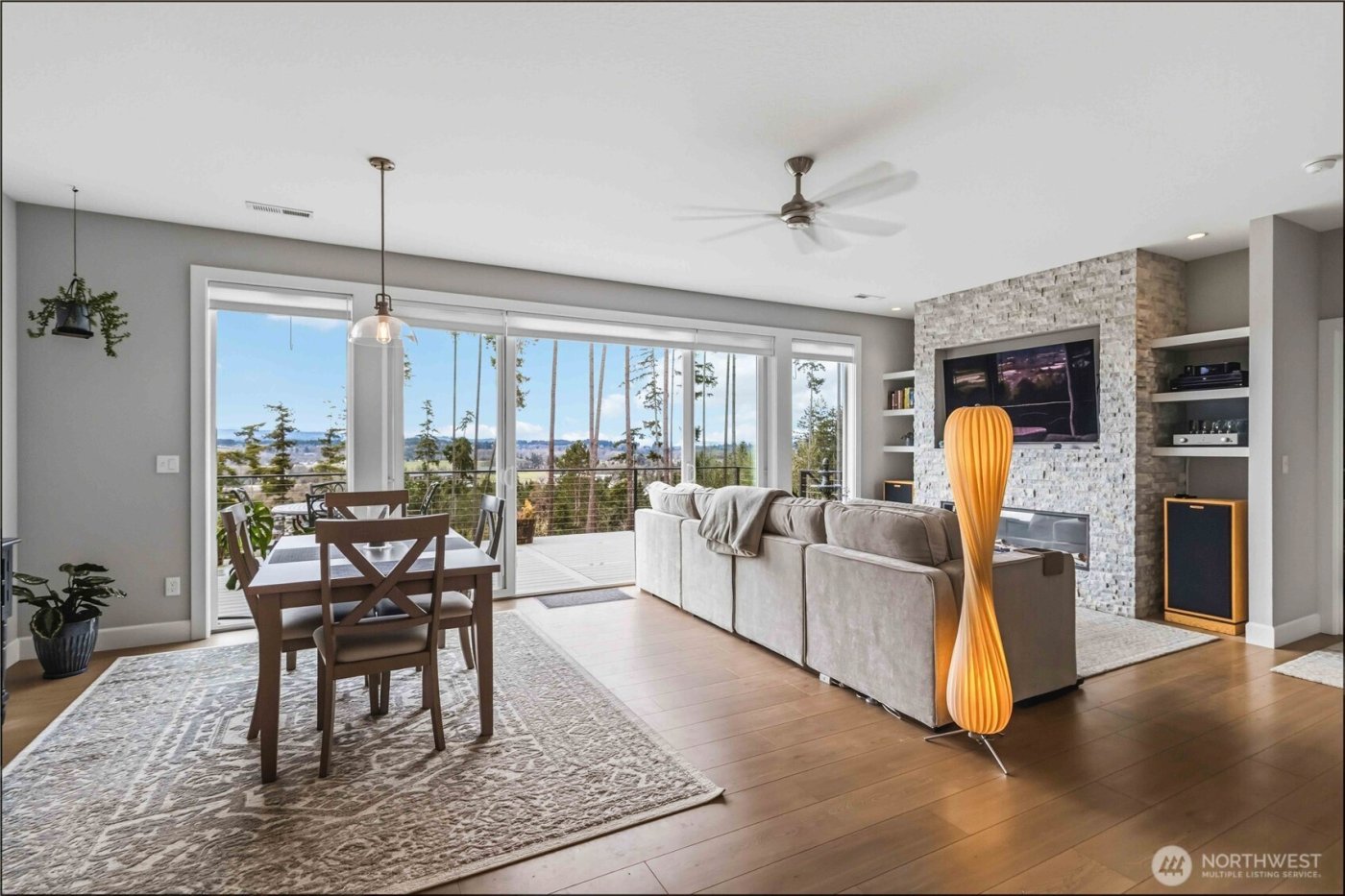 120 Tillicum Drive , Chehalis, WA 98532