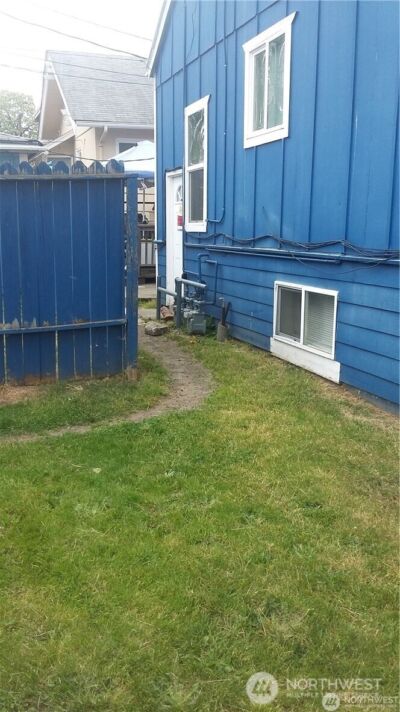 1017 4th Street #C, Bremerton, WA 98337 - Photo 13