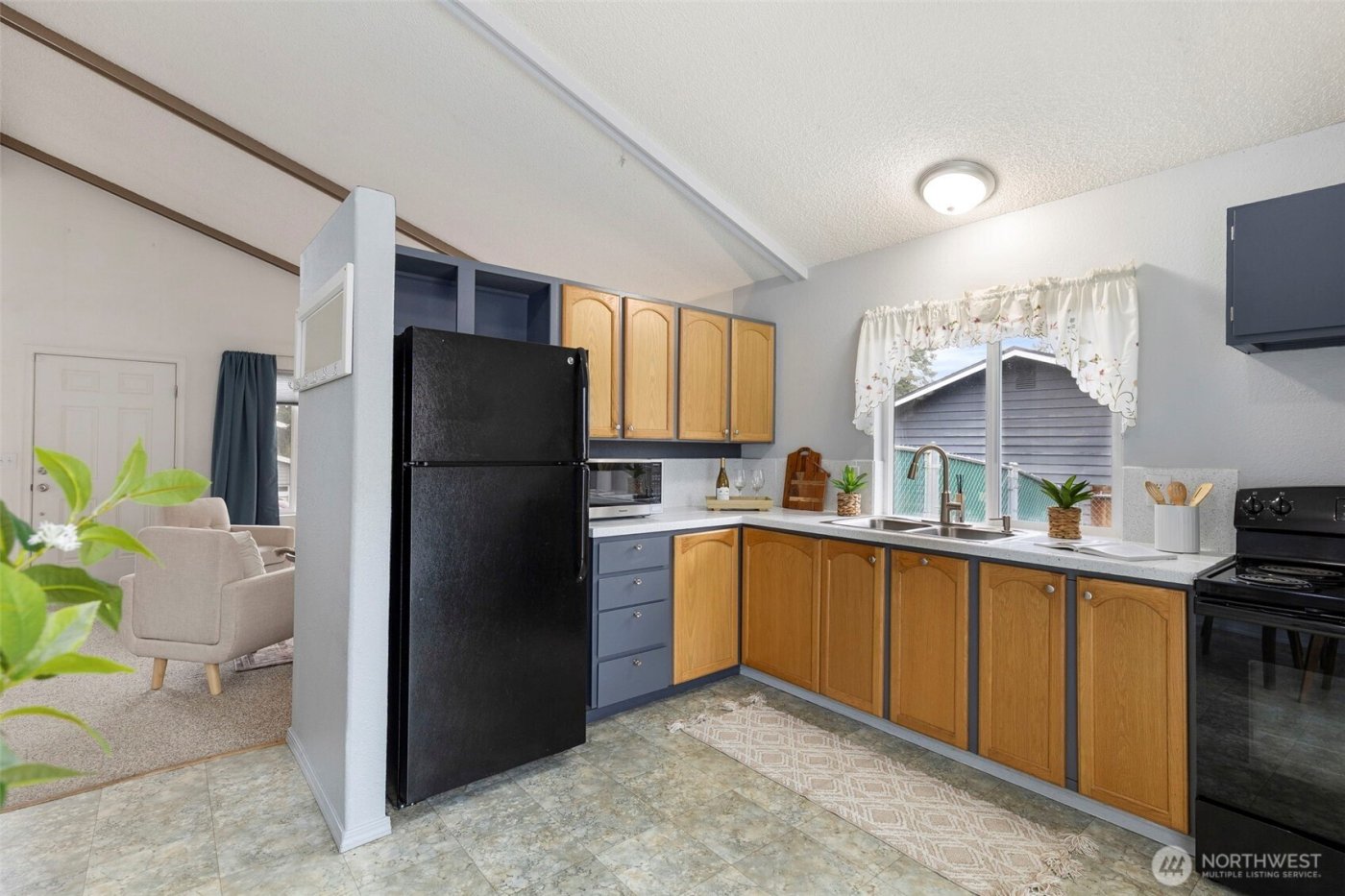 29822 47th Place S, Auburn, WA 98001