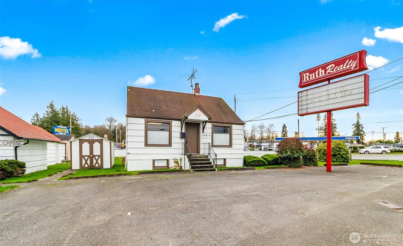 19910 Old Owen Road , Monroe, WA 98272