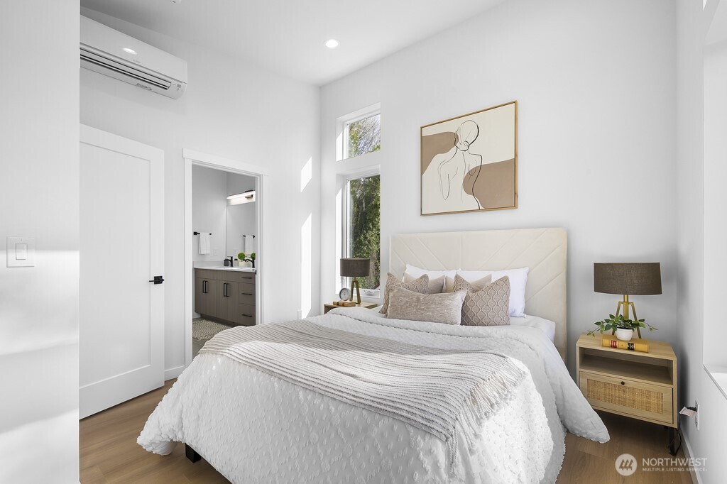 1806 B 28th Avenue S, Seattle, WA 98144