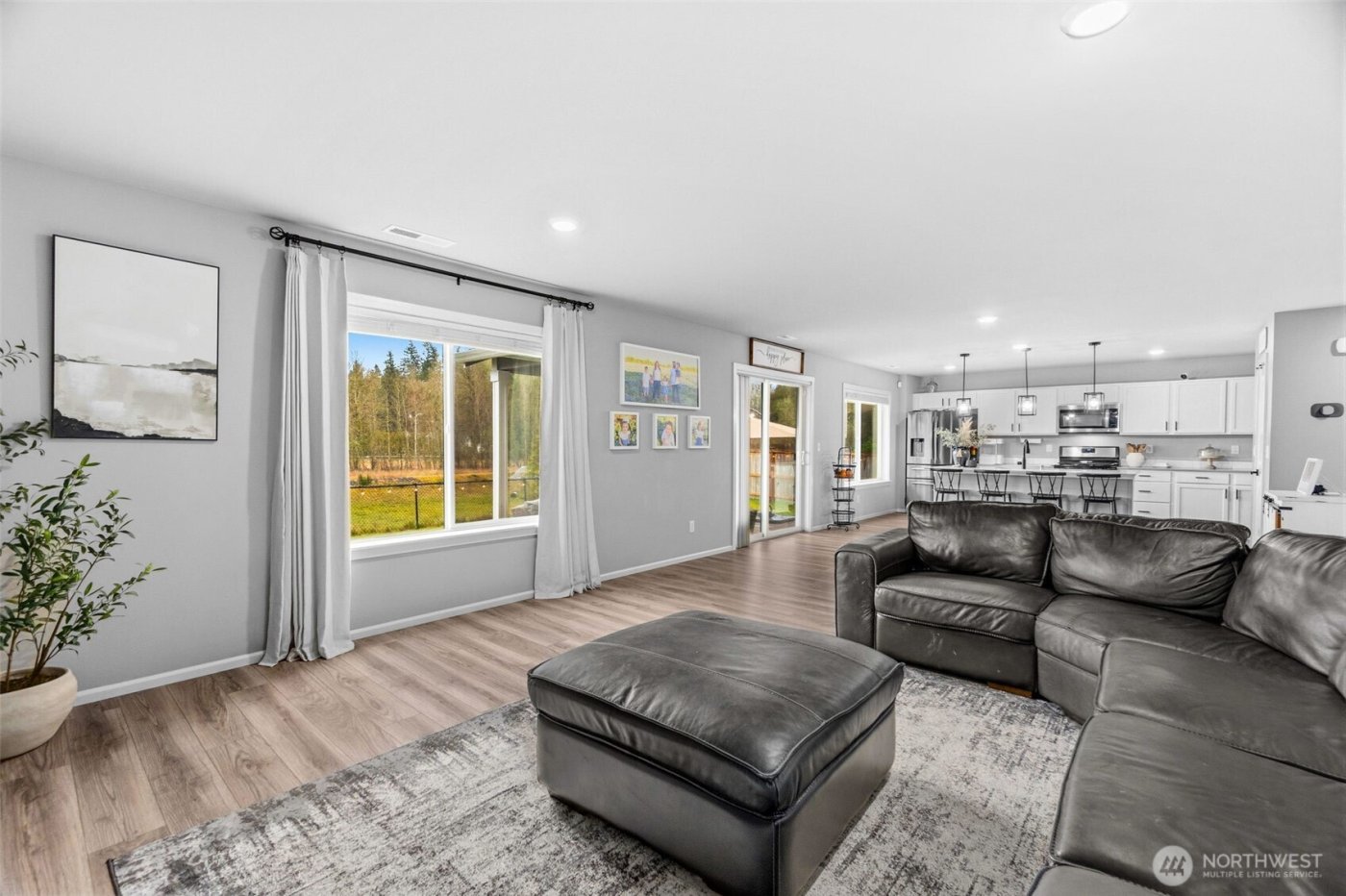 9274 Candytuft Drive SE, Tumwater, WA 98501