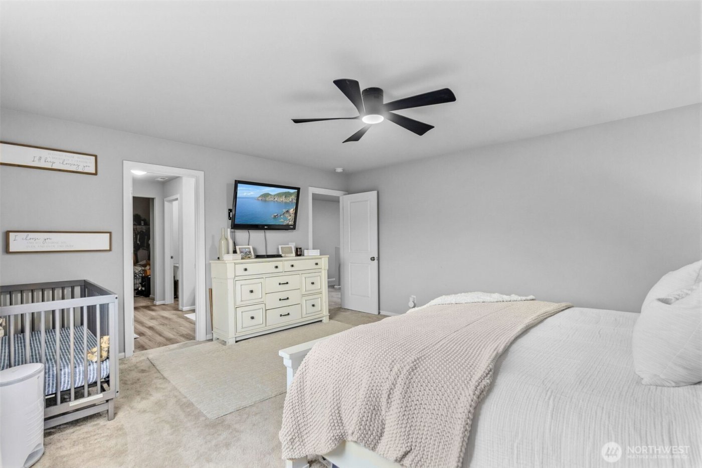 9274 Candytuft Drive SE, Tumwater, WA 98501