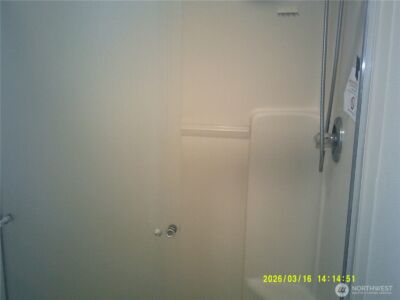 305 S 32nd Place , Mount Vernon, WA 98274 - Photo 2