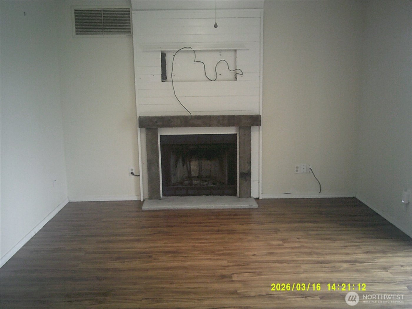 305 S 32nd Place , Mount Vernon, WA 98274