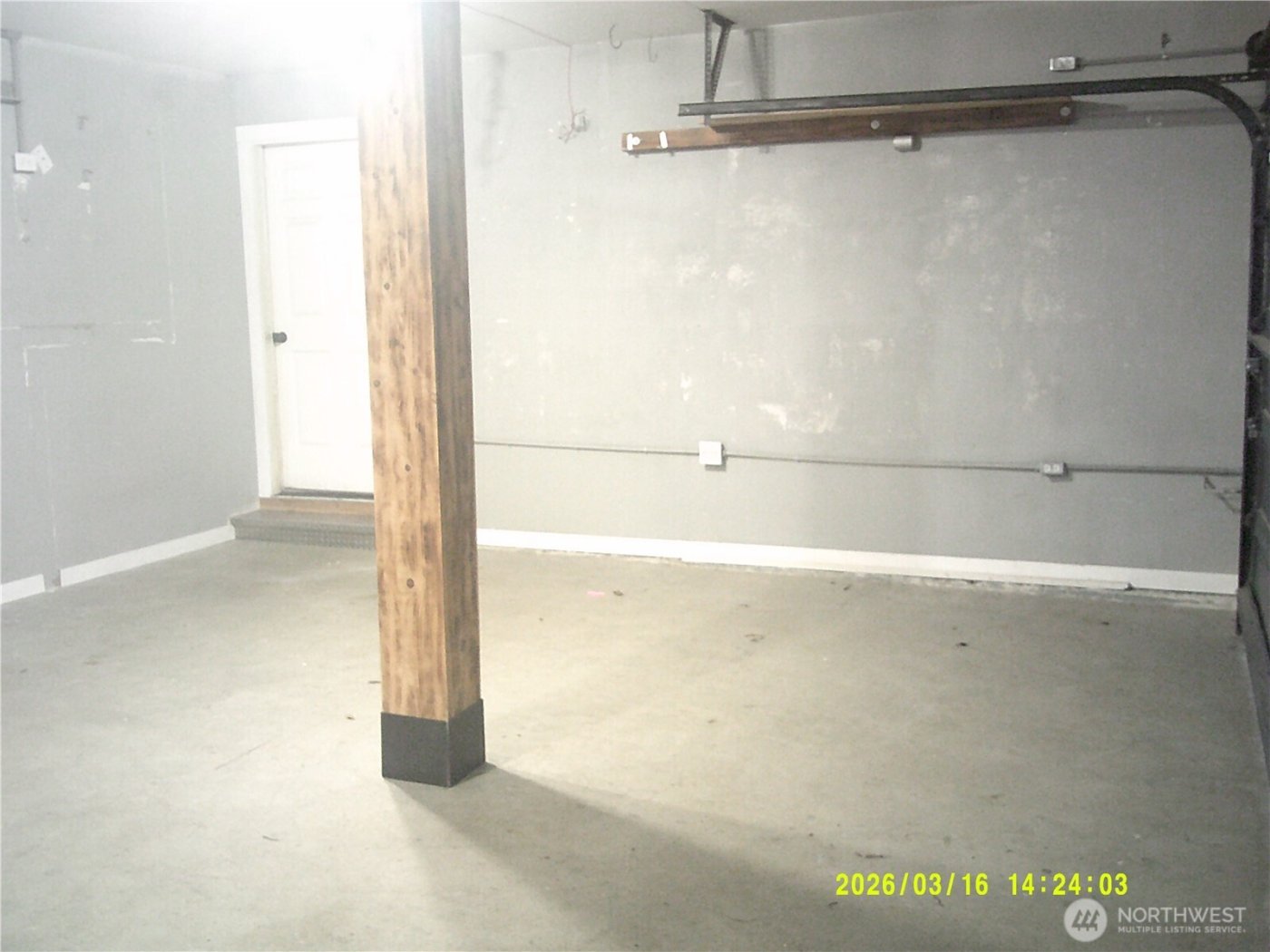 305 S 32nd Place , Mount Vernon, WA 98274