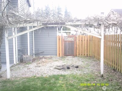 305 S 32nd Place , Mount Vernon, WA 98274 - Photo 37