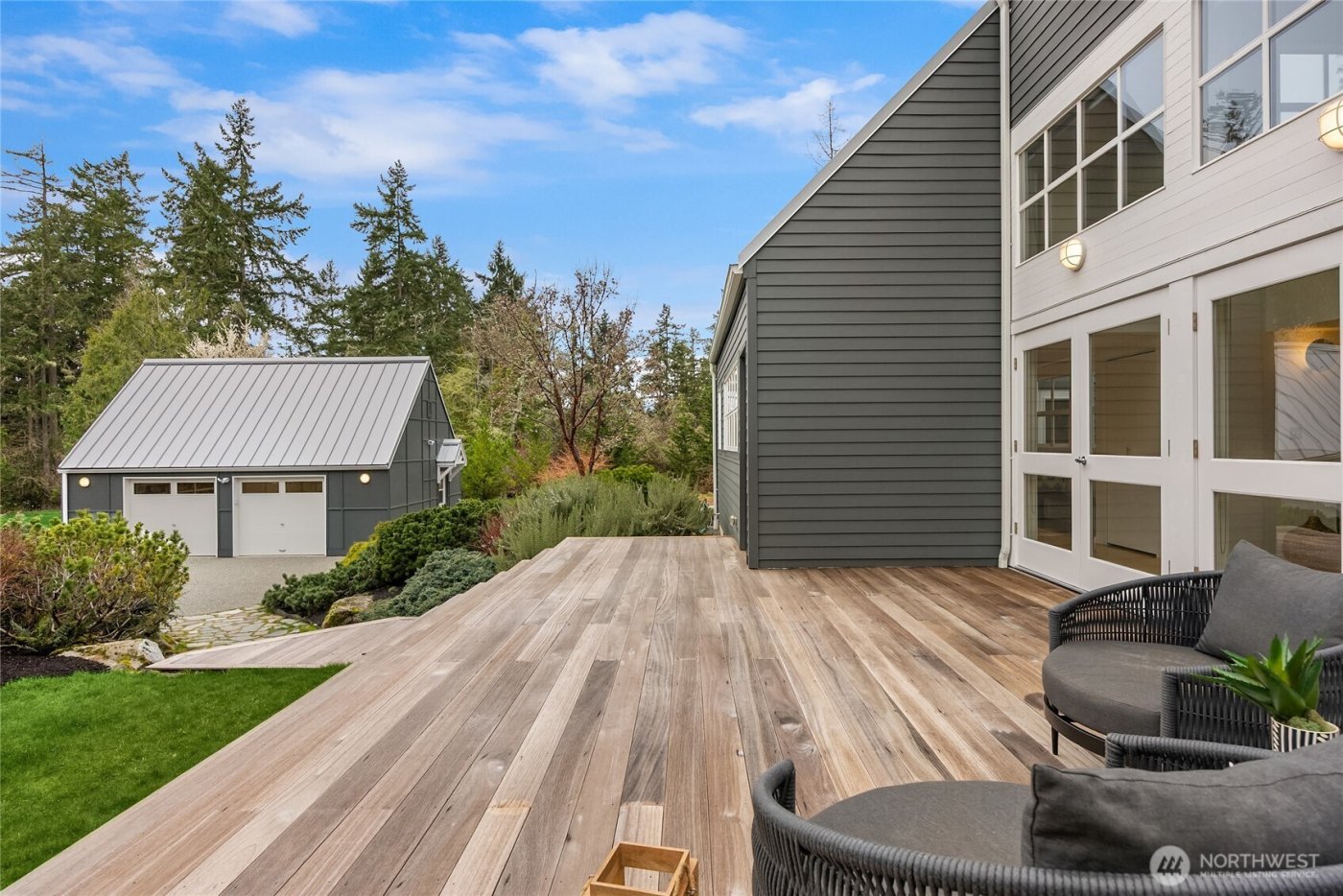 3560 Campbell Street NE, Bainbridge Island, WA 98110