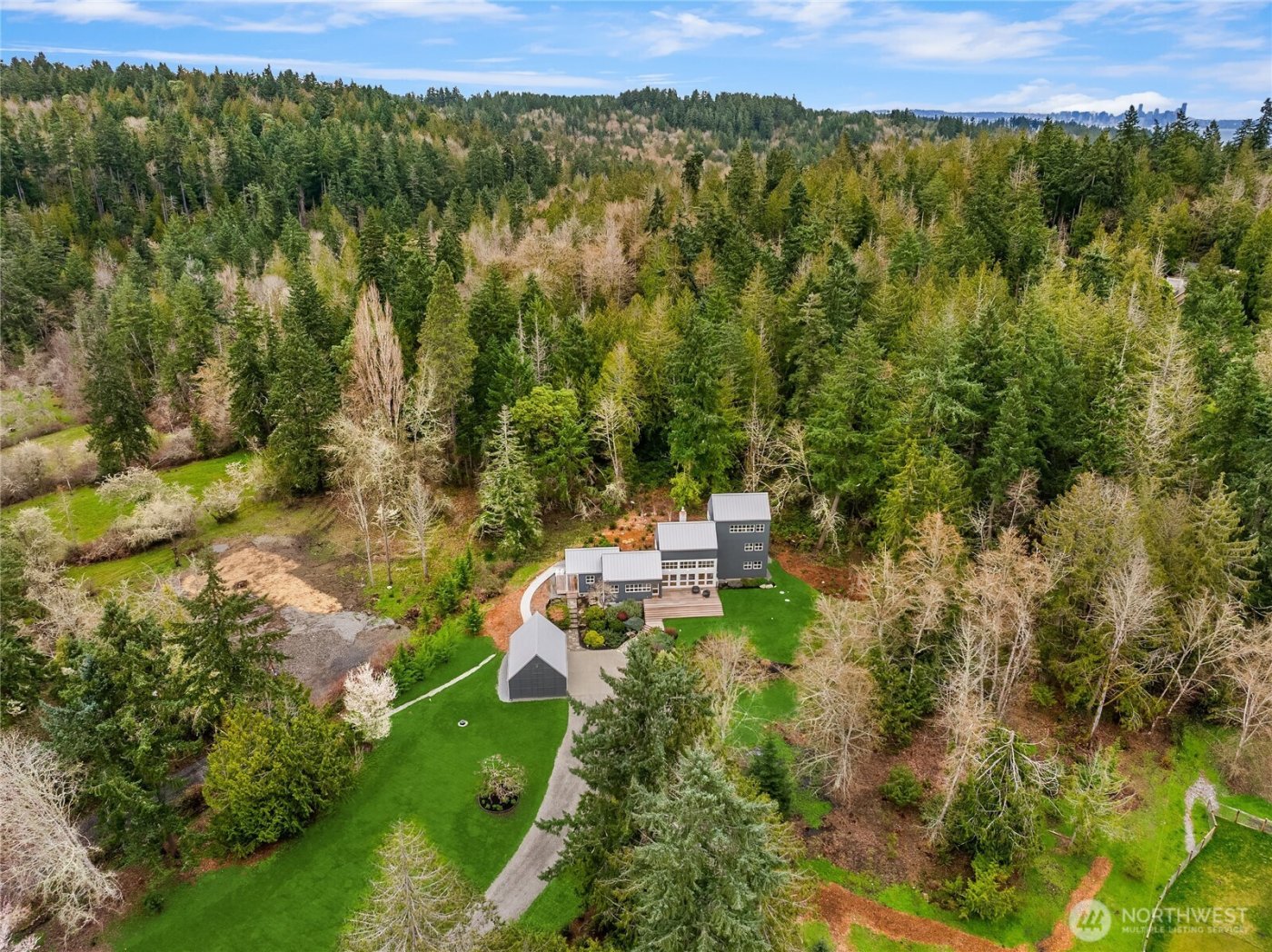 3560 Campbell Street NE, Bainbridge Island, WA 98110