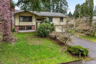 2638 SE Chasewood Court , Port Orchard, WA 98366