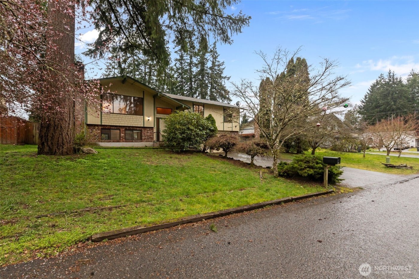 2638 SE Chasewood Court , Port Orchard, WA 98366