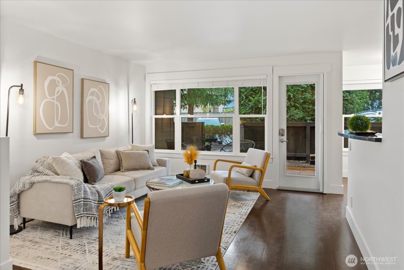 22910 90th Avenue W #D206, Edmonds, WA 98026