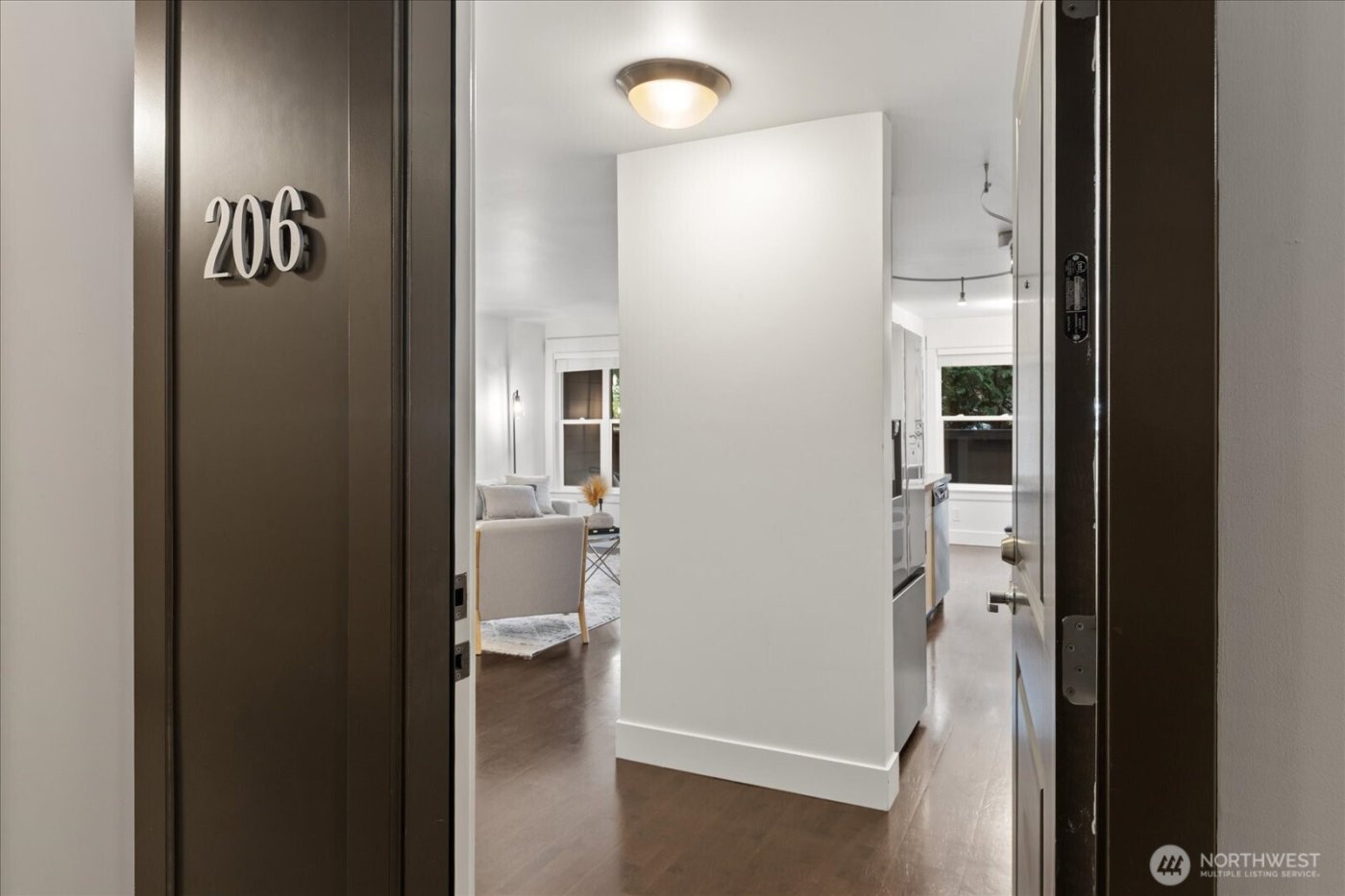 22910 90th Avenue W #D206, Edmonds, WA 98026