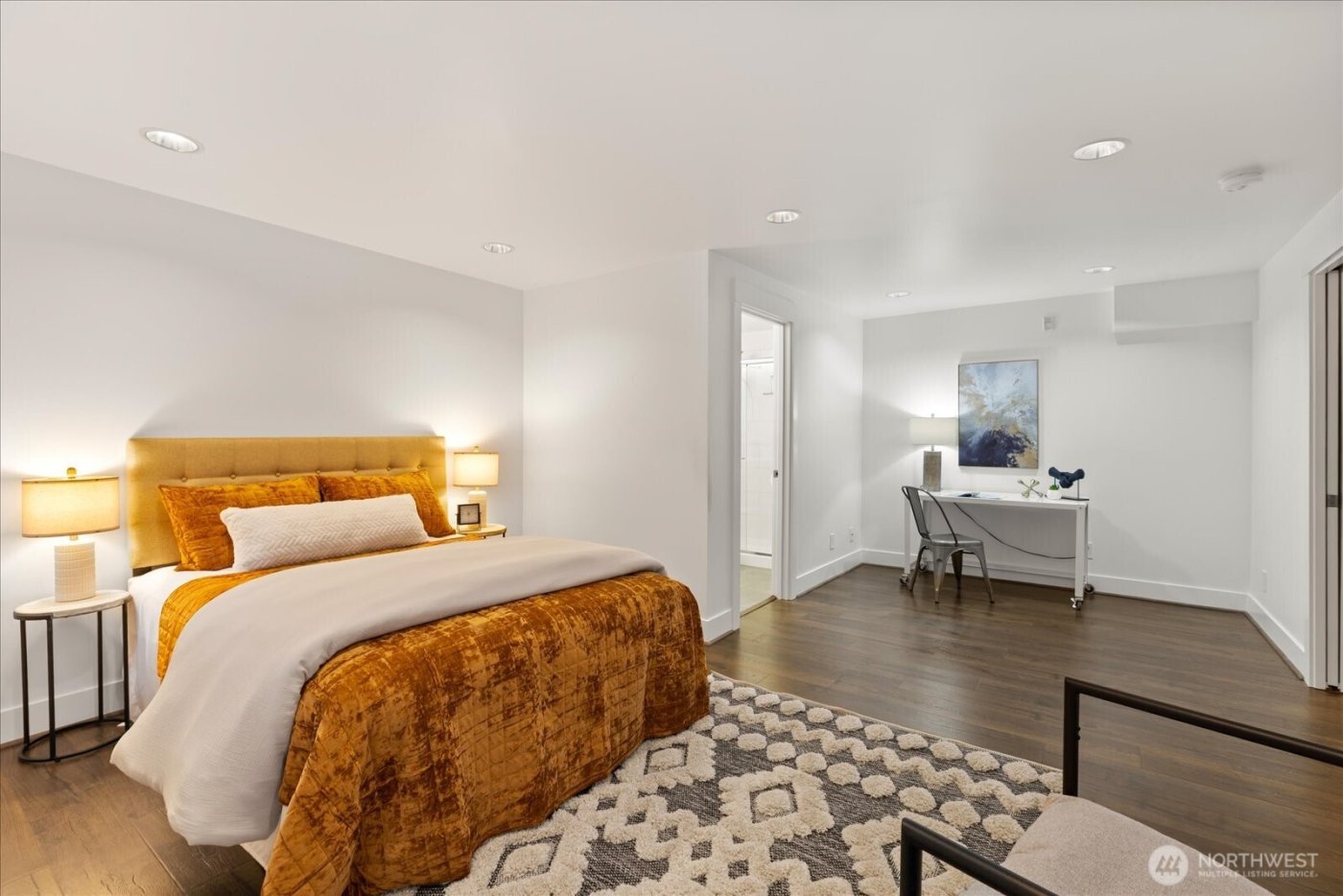 22910 90th Avenue W #D206, Edmonds, WA 98026