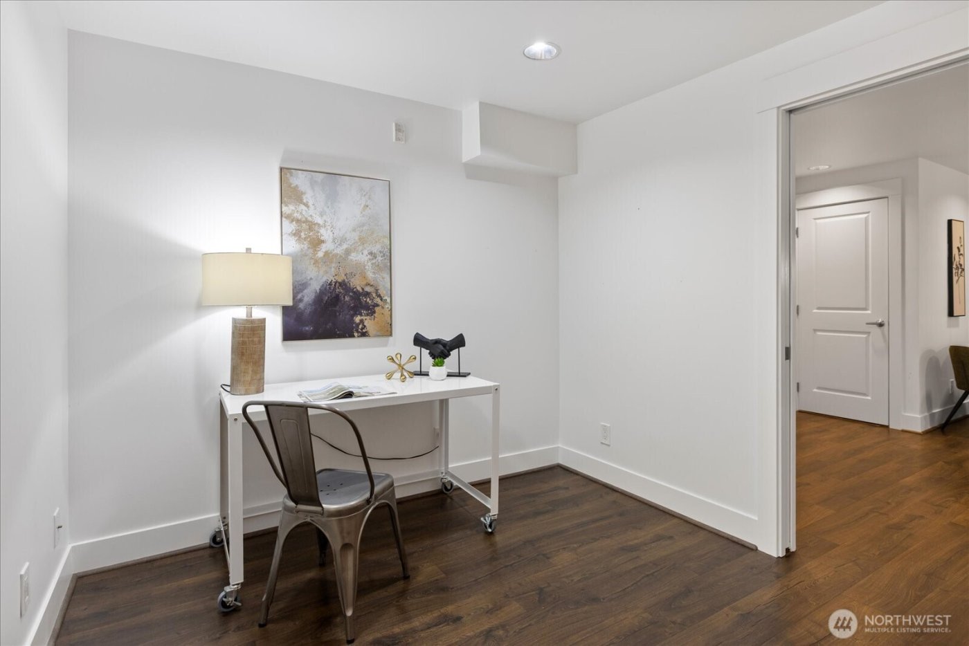 22910 90th Avenue W #D206, Edmonds, WA 98026