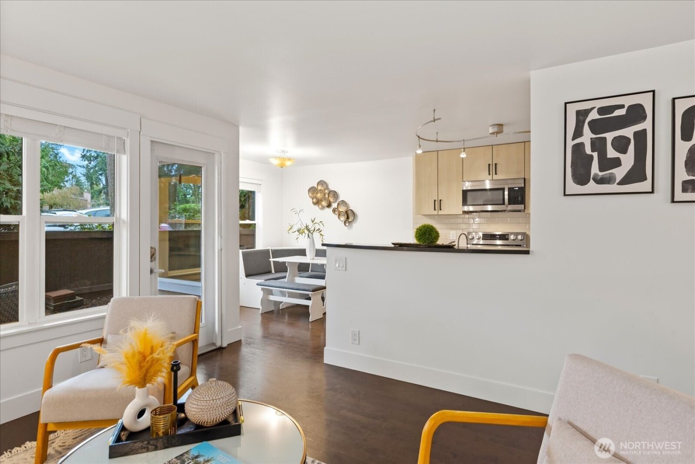 22910 90th Avenue W #D206, Edmonds, WA 98026