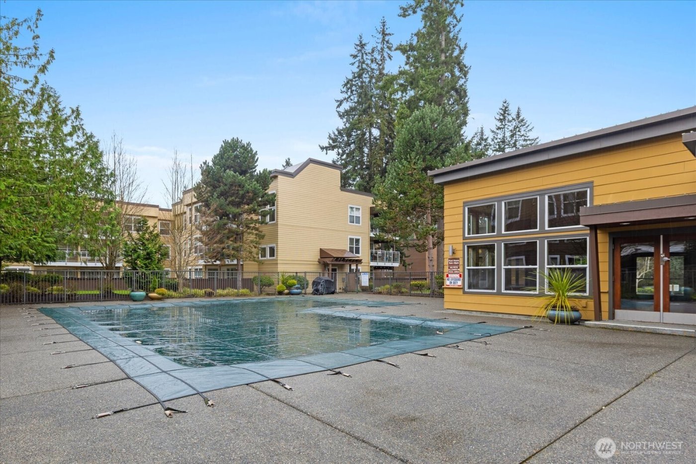 22910 90th Avenue W #D206, Edmonds, WA 98026