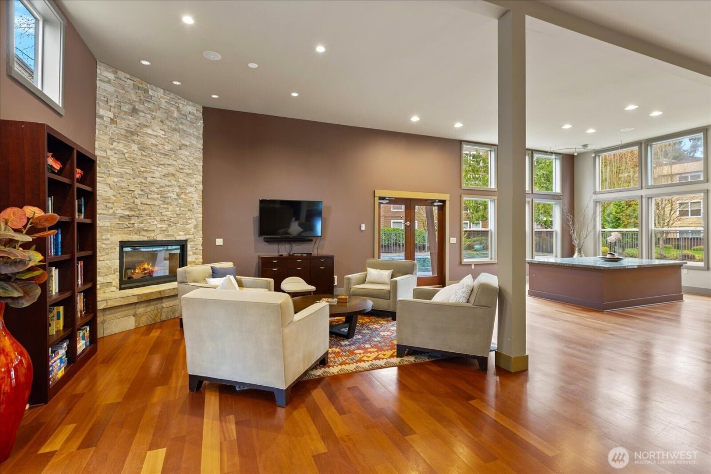 22910 90th Avenue W #D206, Edmonds, WA 98026