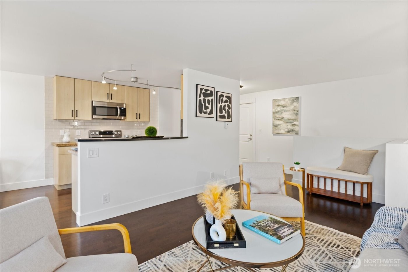 22910 90th Avenue W #D206, Edmonds, WA 98026