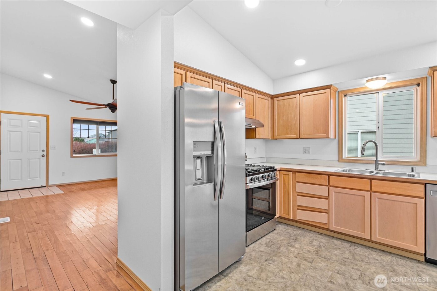 7439 Clamdigger Drive , Blaine, WA 98230