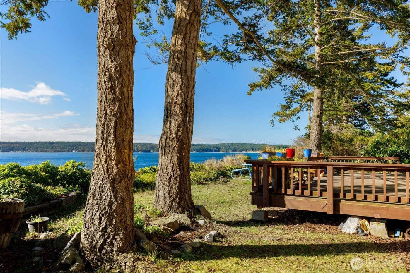 1677 Penn Cove Road , Oak Harbor, WA 98277