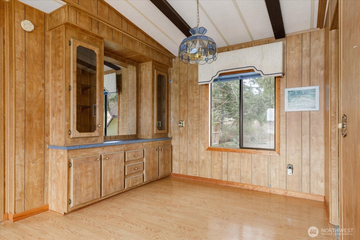 1677 Penn Cove Road , Oak Harbor, WA 98277