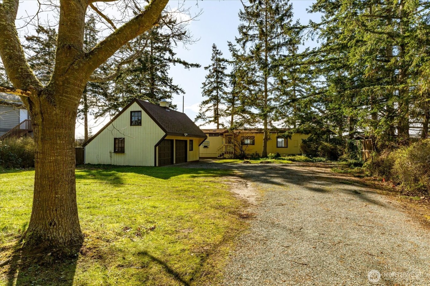 1677 Penn Cove Road , Oak Harbor, WA 98277