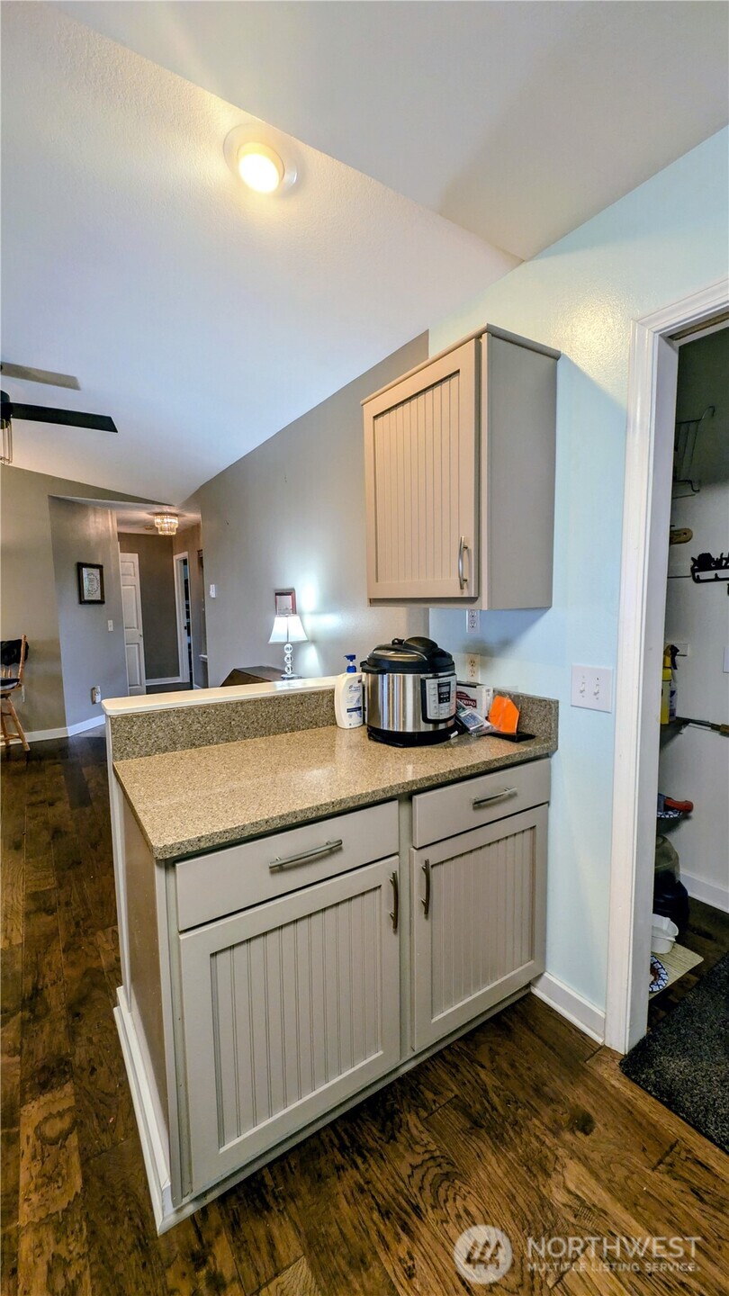 32805 J Place , Ocean Park, WA 98640