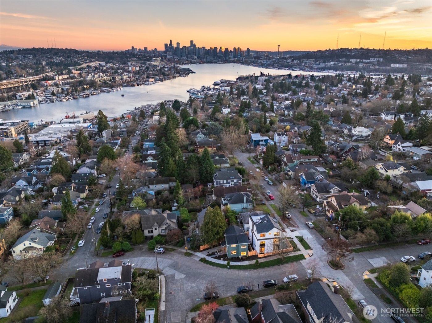 2509 N 42nd Street , Seattle, WA 98103