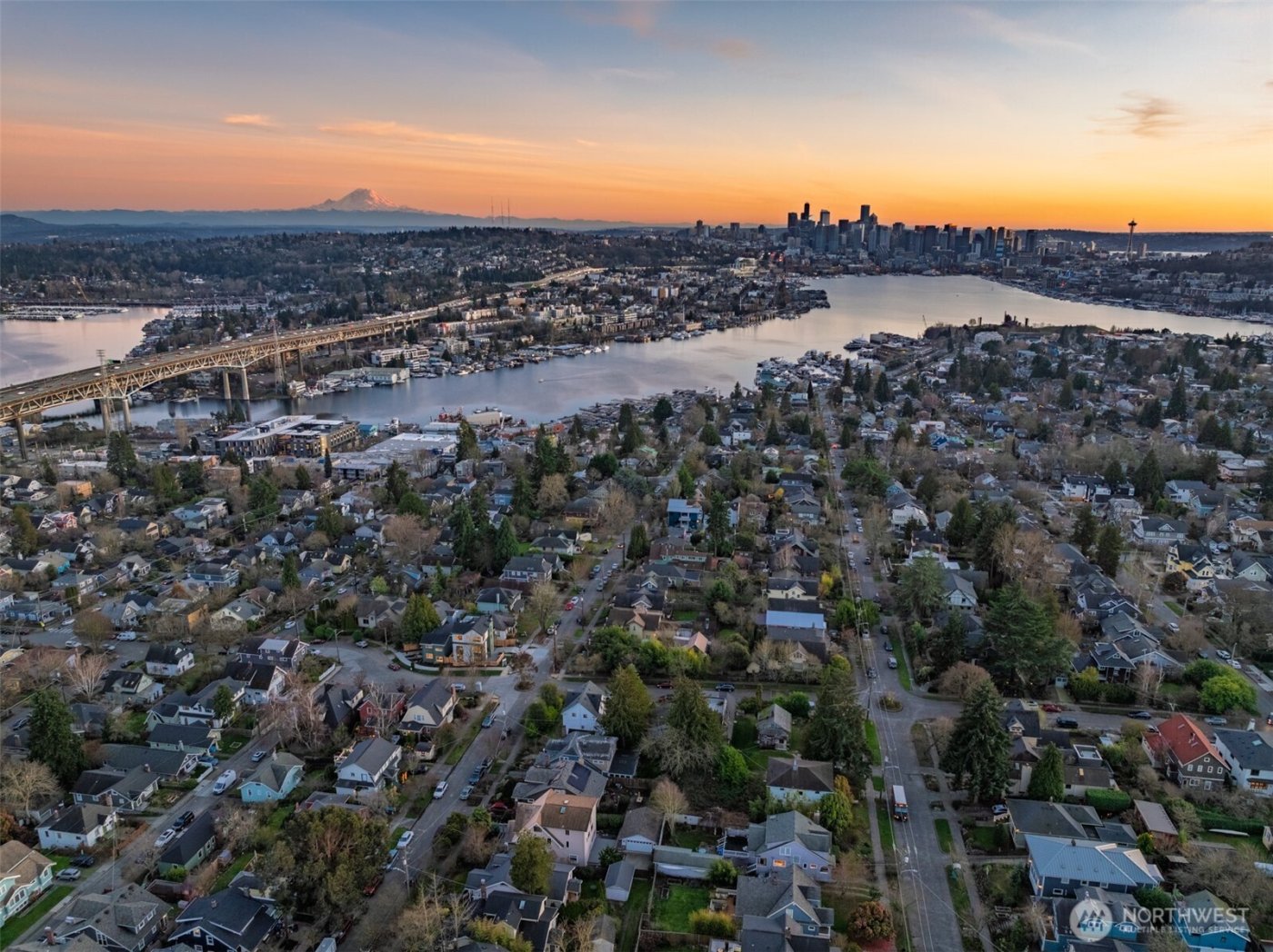 2509 N 42nd Street , Seattle, WA 98103